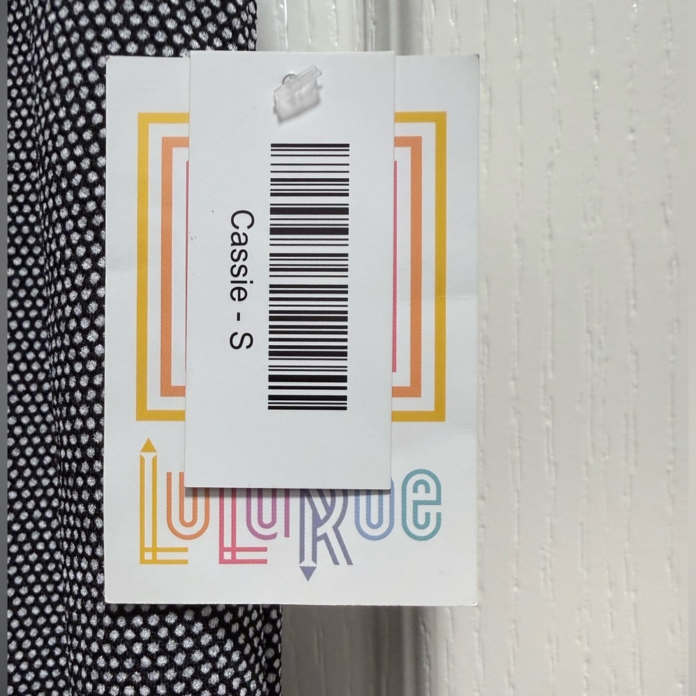 LuLaRoe Black and White Dot Pencil Skirt NWT - Picture 2 of 7